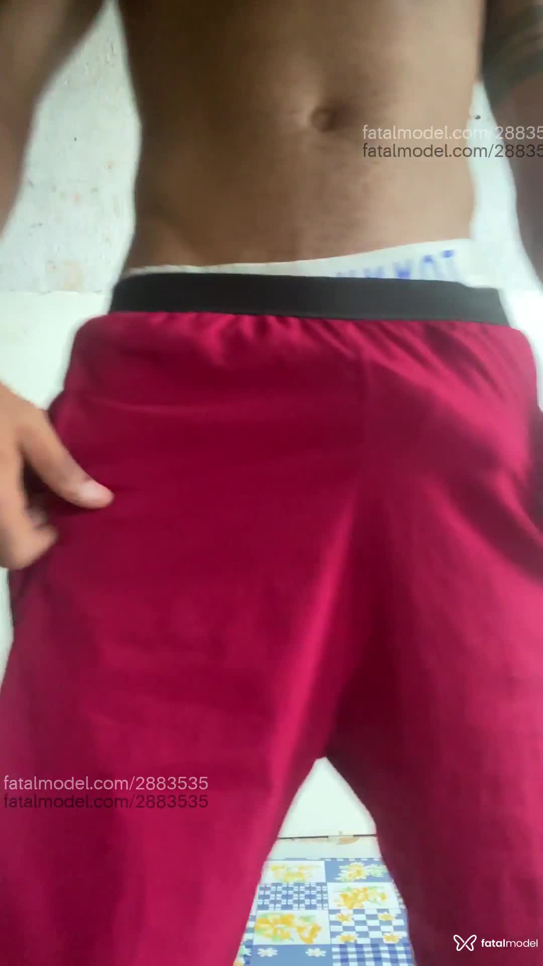 Acompanhante homem morena (o) de olhos pretos - João Marcos Acompanhante homem morena (o) de olhos pretos - João Marcos
