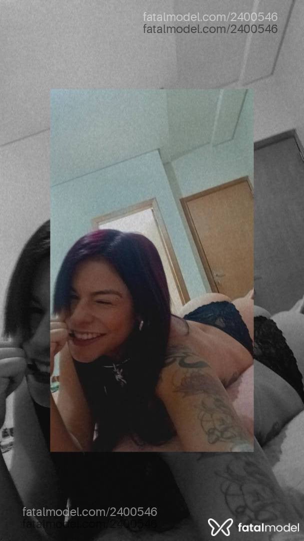 Acompanhante mulher com cabelo castanho de olhos castanhos - Cecília