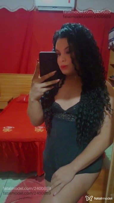 Acompanhante mulher trans morena (o) de olhos pretos em Juara Acompanhante mulher trans morena (o) de olhos pretos em Juara - Vitoria Gomes