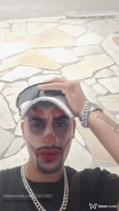 Acompanhante homem com cabelo grisalho de olhos pretos em Osasco Acompanhante homem com cabelo grisalho de olhos pretos em Osasco - Jonas Silva