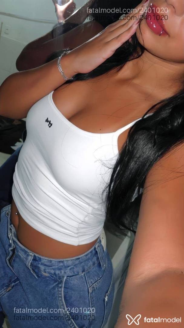 Acompanhante mulher morena (o) de olhos castanhos - Jade