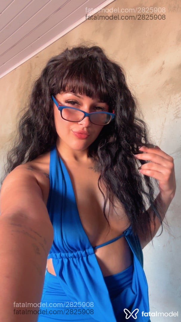 Acompanhante mulher com cabelo castanho de olhos castanhos em Sapucaia do Sul - Bia