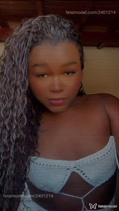 Acompanhante mulher trans morena (o) de olhos castanhos em Campos dos Goytacazes - Esthefany