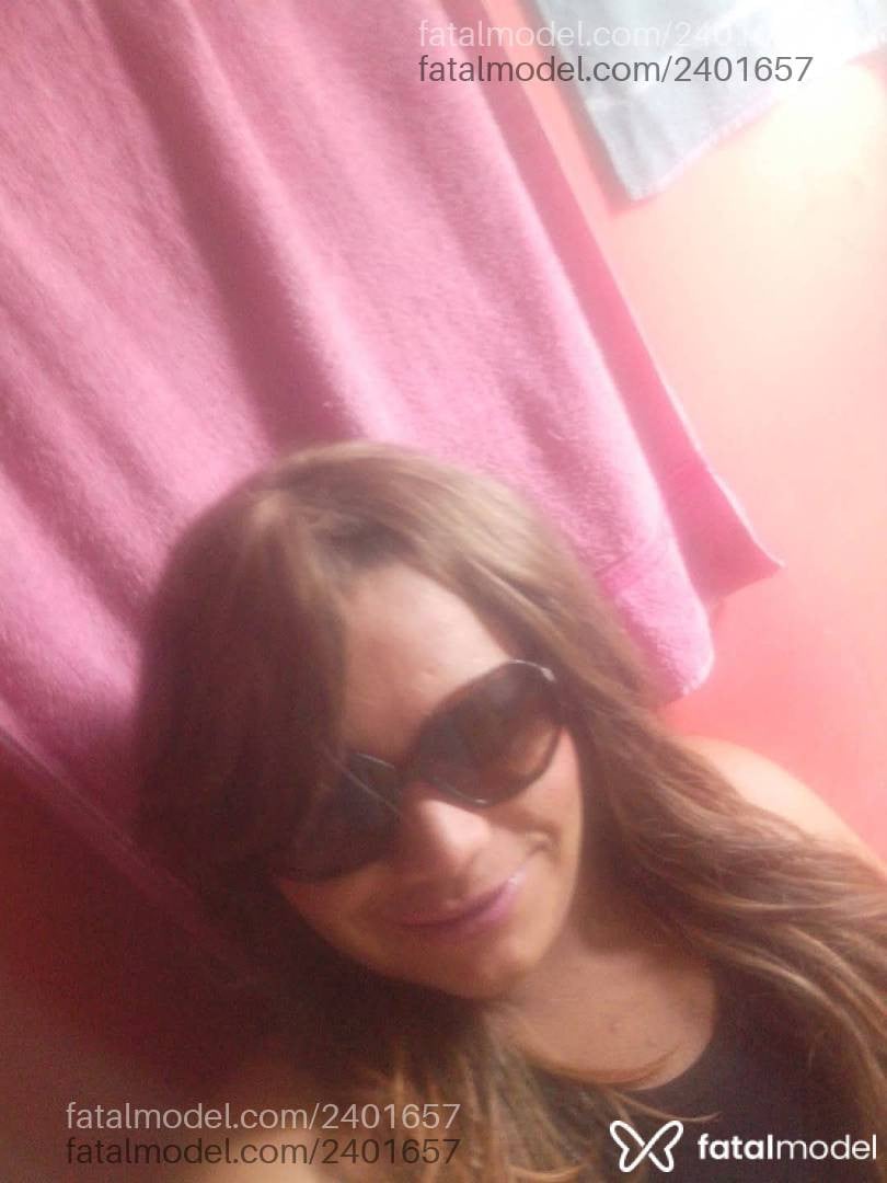 Acompanhante mulher trans com cabelo castanho de olhos mel em Porto Alegre Acompanhante mulher trans com cabelo castanho de olhos mel em Porto Alegre - Michelly