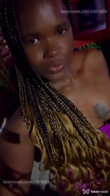 Acompanhante mulher morena (o) de olhos castanhos em Balneário Camboriú Acompanhante mulher morena (o) de olhos castanhos em Balneário Camboriú - Preta Rara