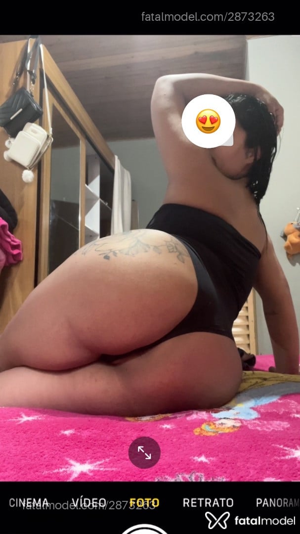 Acompanhante mulher morena (o) de olhos pretos - Juliana