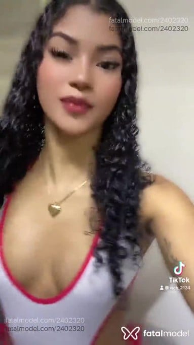 Acompanhante mulher morena (o) de olhos pretos em Chapecó - Sophia Lima