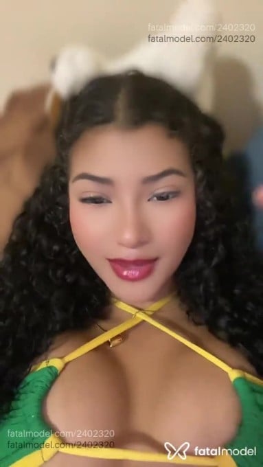 Acompanhante mulher morena (o) de olhos pretos em Chapecó - Sophia Lima