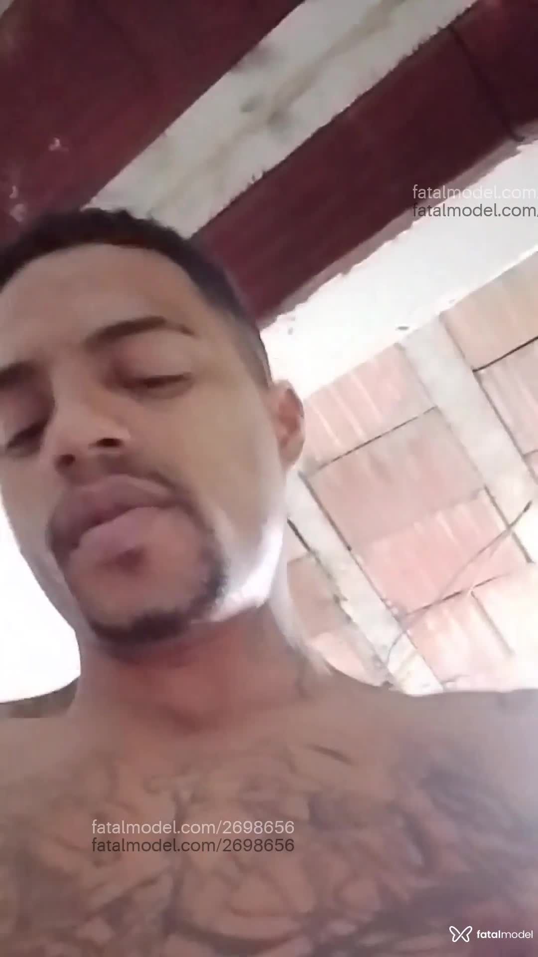 Acompanhante homem morena (o) de olhos castanhos em Belo Horizonte - Diegão