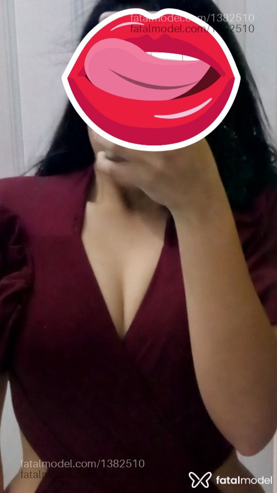 Acompanhante mulher com cabelo castanho de olhos castanhos em Varginha - Jade
