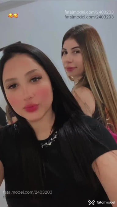 Acompanhante mulher com cabelo castanho de olhos castanhos - Flávia