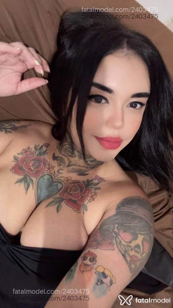 Acompanhante mulher morena (o) de olhos pretos em Tubarão - Renata