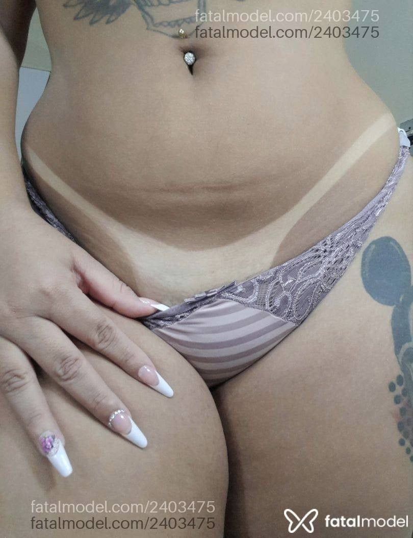 Acompanhante mulher morena (o) de olhos pretos em Tubarão - Renata