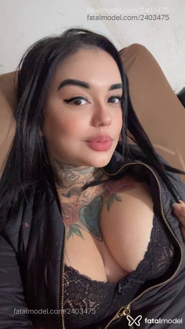 Acompanhante mulher morena (o) de olhos pretos em Tubarão - Renata
