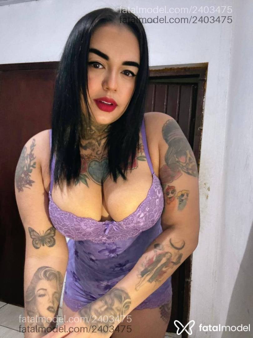 Acompanhante mulher morena (o) de olhos pretos em Tubarão - Renata