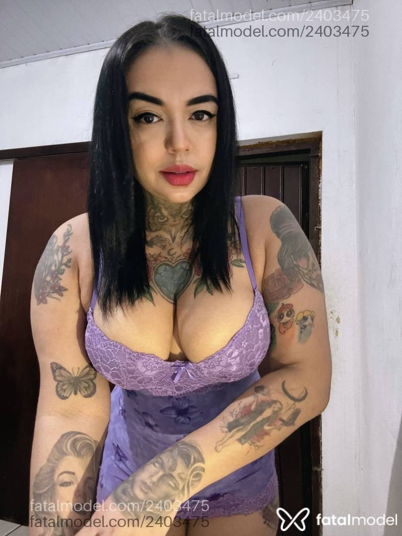 Acompanhante mulher morena (o) de olhos pretos em Tubarão - Renata