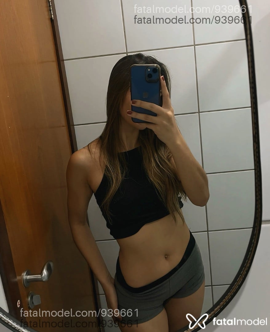 Acompanhante mulher loira (o) de olhos verdes em Brasília - Lara Cortez