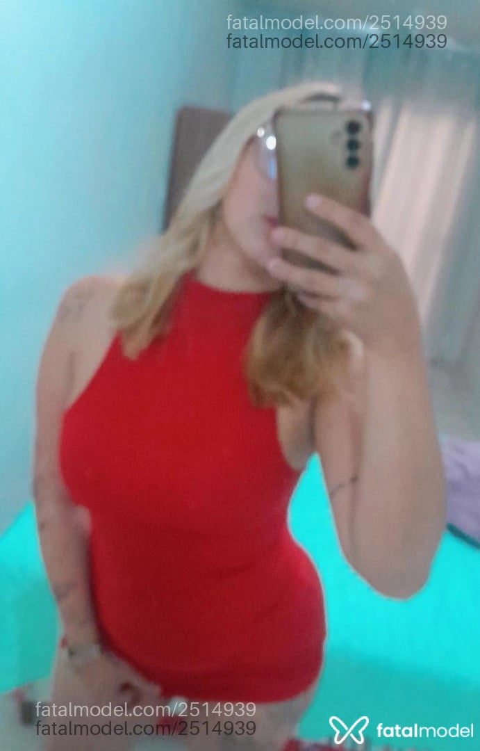 Acompanhante mulher loira (o) de olhos castanhos - Jéssica Miller