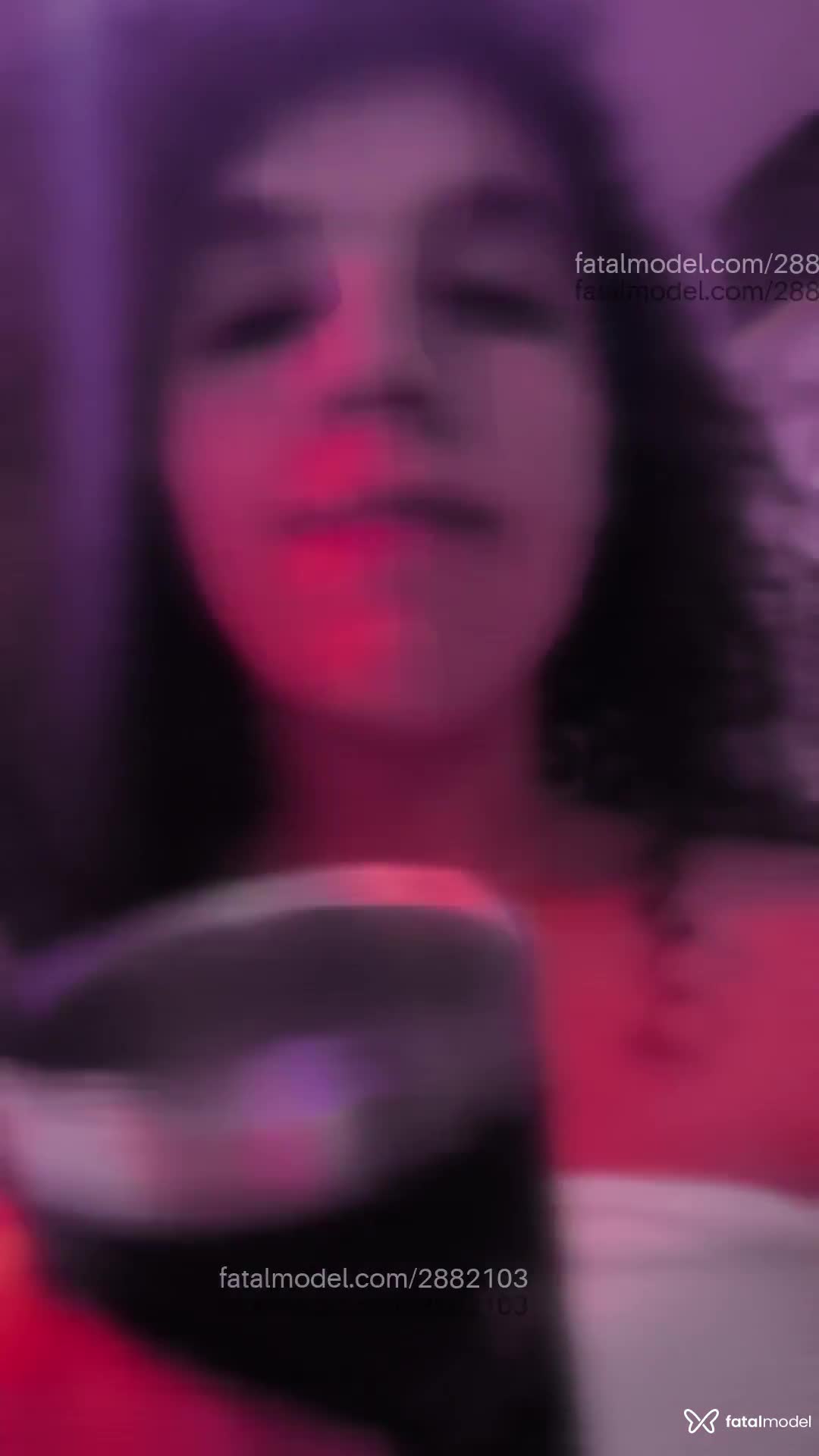 Acompanhante mulher trans ruiva (o) de olhos castanhos - Stella