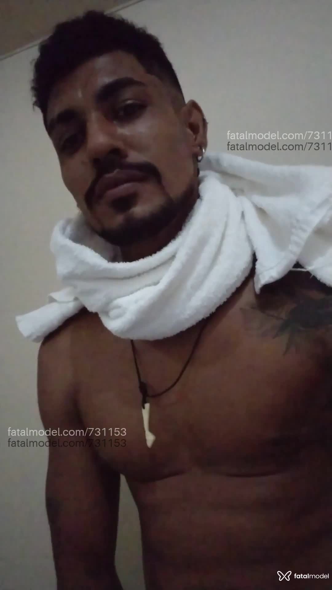 Acompanhante homem morena (o) de olhos cinza em Porto Velho Acompanhante homem morena (o) de olhos cinza em Porto Velho - Blackseducao