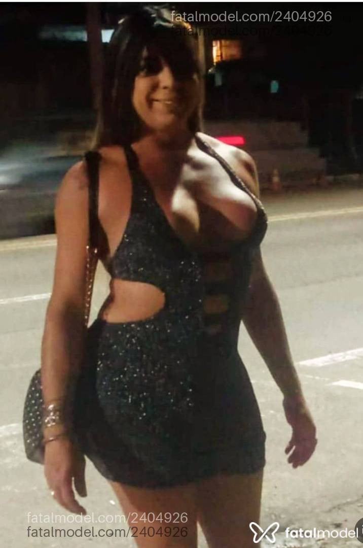 Acompanhante mulher trans morena (o) de olhos castanhos - Raque Leitera