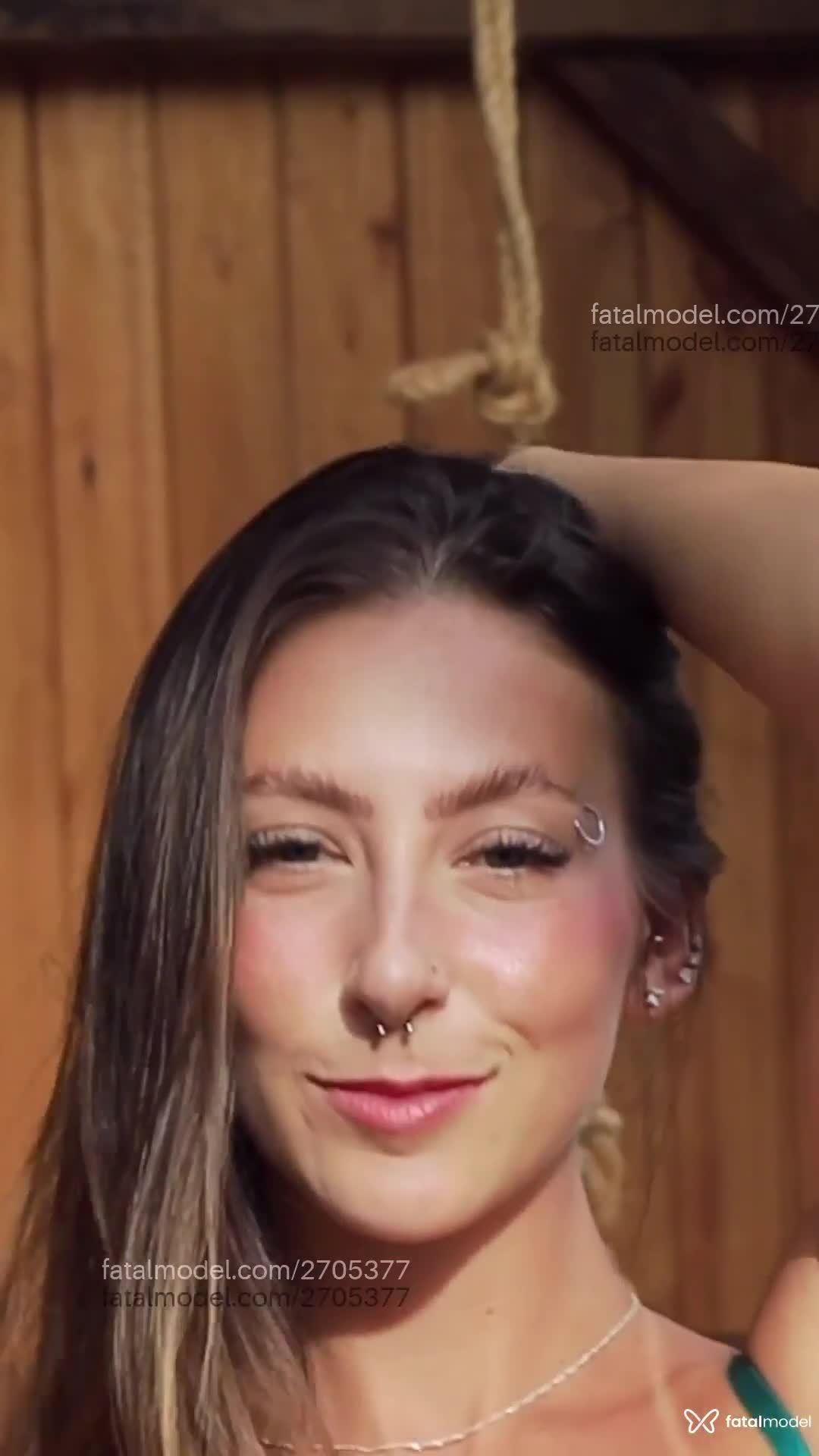 Acompanhante mulher loira (o) de olhos azuis em Virtual - Sereiabauer