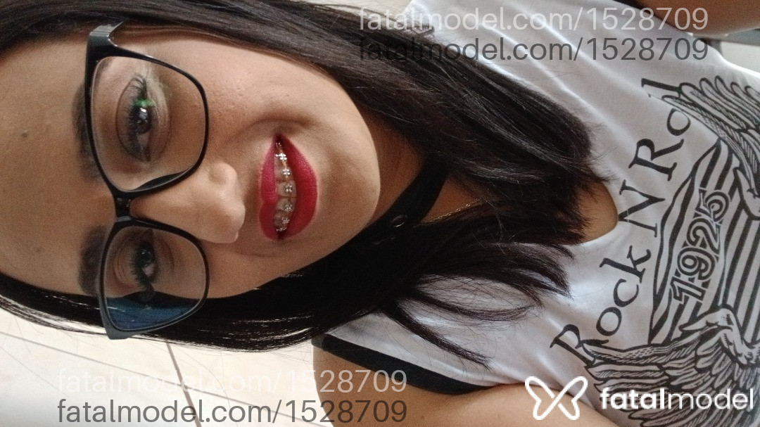 Acompanhante mulher morena (o) de olhos castanhos em Passo Fundo - CIBELLE
