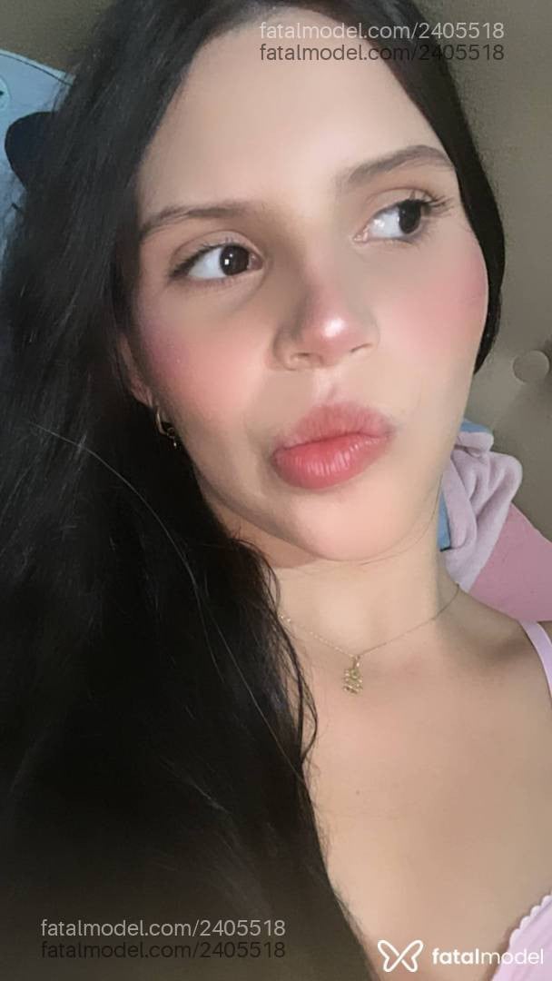 Acompanhante mulher morena (o) de olhos castanhos - Arabela