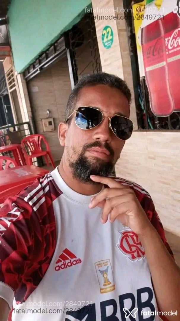 Acompanhante homem morena (o) de olhos castanhos em Valparaíso de Goiás Acompanhante homem morena (o) de olhos castanhos em Valparaíso de Goiás - Wagner Sousa