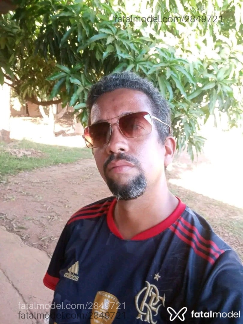 Acompanhante homem morena (o) de olhos castanhos em Valparaíso de Goiás Acompanhante homem morena (o) de olhos castanhos em Valparaíso de Goiás - Wagner Sousa