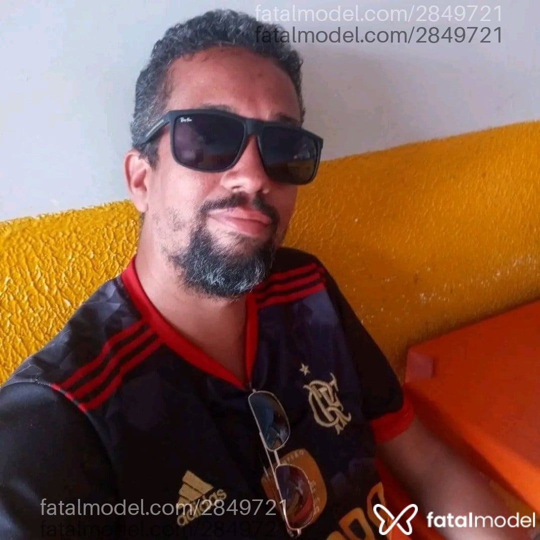 Acompanhante homem morena (o) de olhos castanhos em Valparaíso de Goiás Acompanhante homem morena (o) de olhos castanhos em Valparaíso de Goiás - Wagner Sousa