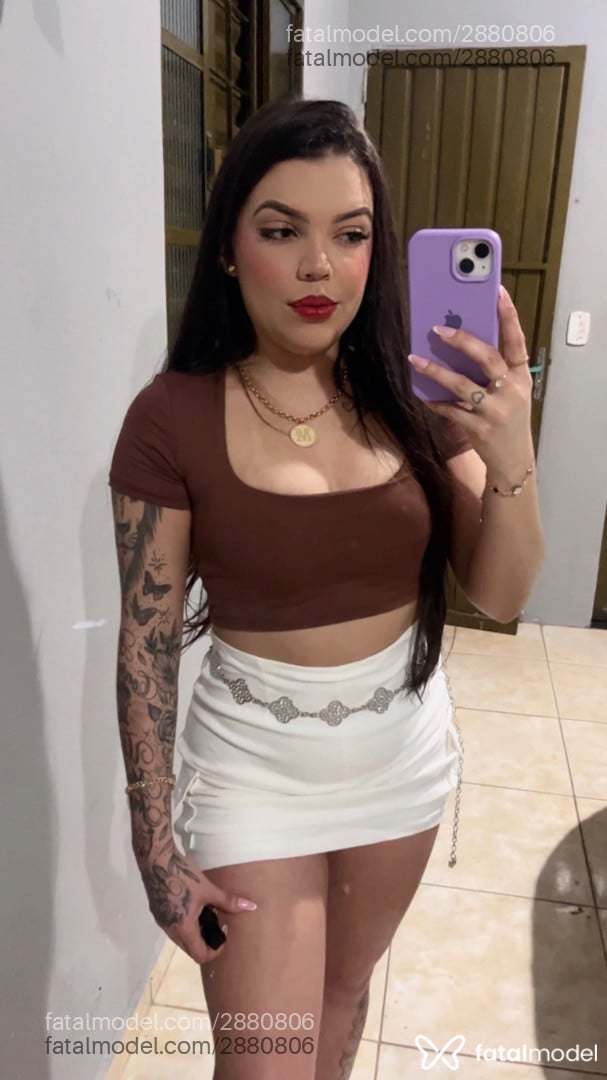 Acompanhante mulher com cabelo castanho de olhos castanhos em Campo Grande - Bianca