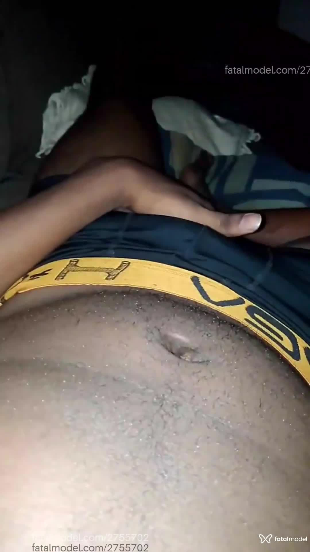 Acompanhante homem morena (o) de olhos pretos em São José do Rio Preto - Makori