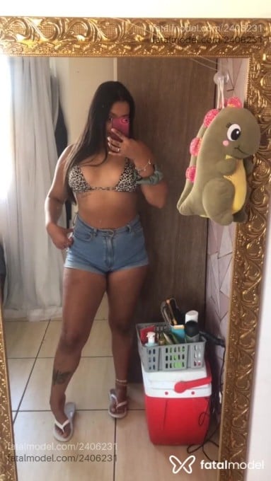 Acompanhante mulher com cabelo castanho de olhos castanhos em Florianópolis - Jade