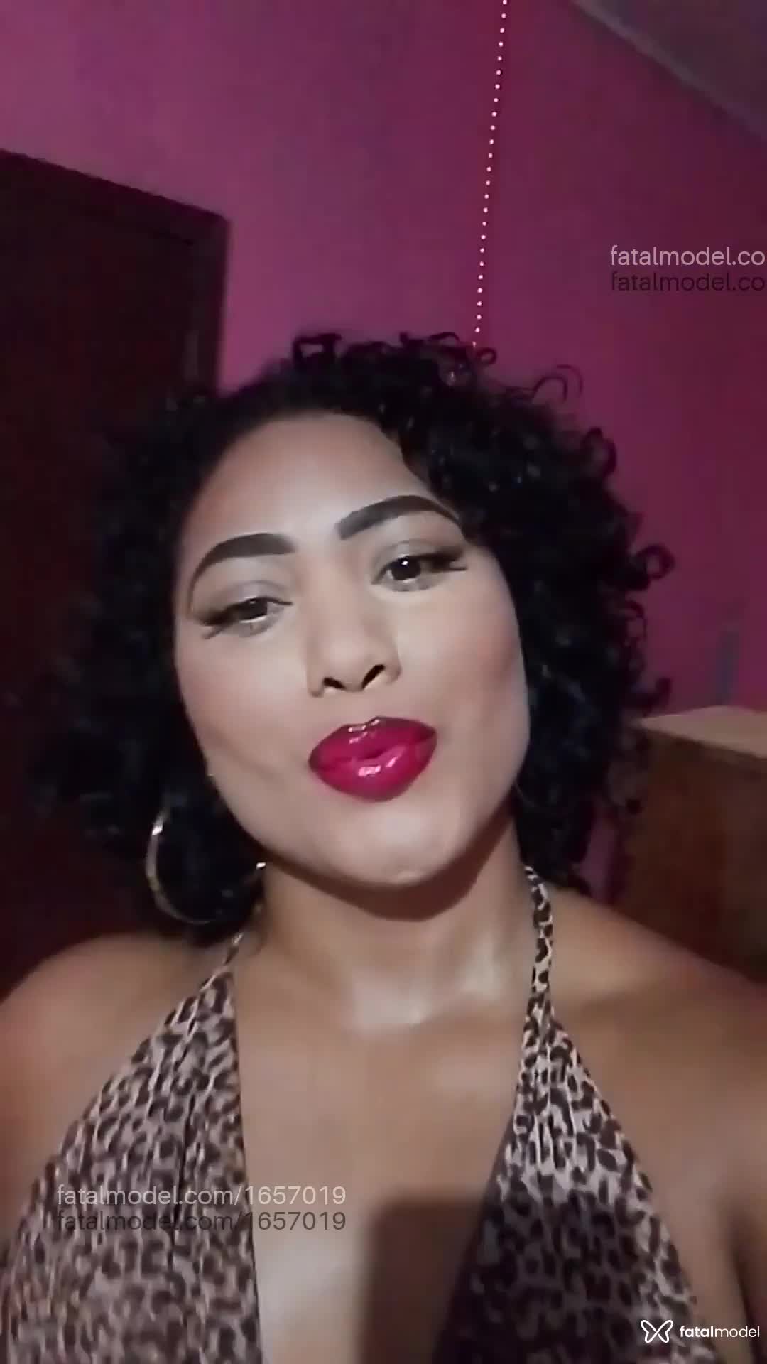 Acompanhante mulher morena (o) de olhos pretos em Santarém - Tyla