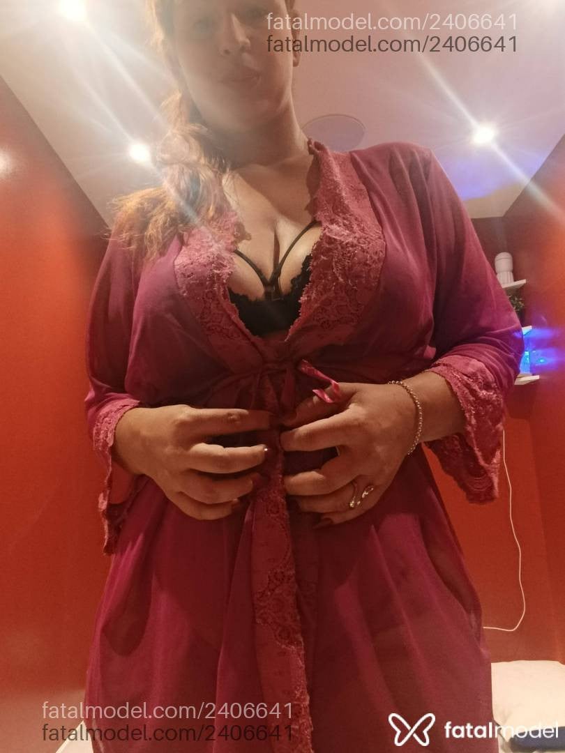 Acompanhante mulher ruiva (o) de olhos castanhos em Cabo Frio - Pérola