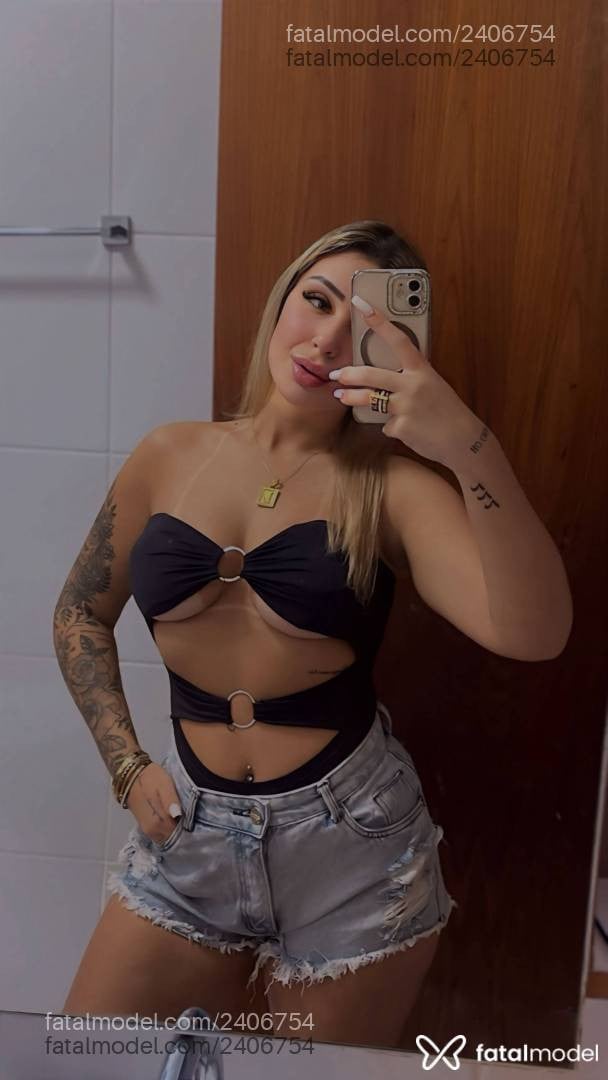 Acompanhante mulher loira (o) de olhos azuis em Santiago - Laura Peres