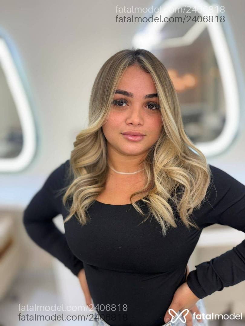 Acompanhante mulher loira (o) de olhos pretos em Guarujá - Alice Lima