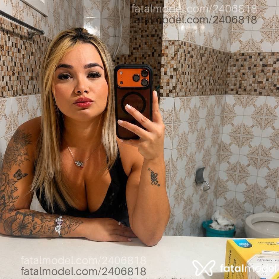 Acompanhante mulher loira (o) de olhos pretos em Guarujá - Alice Lima