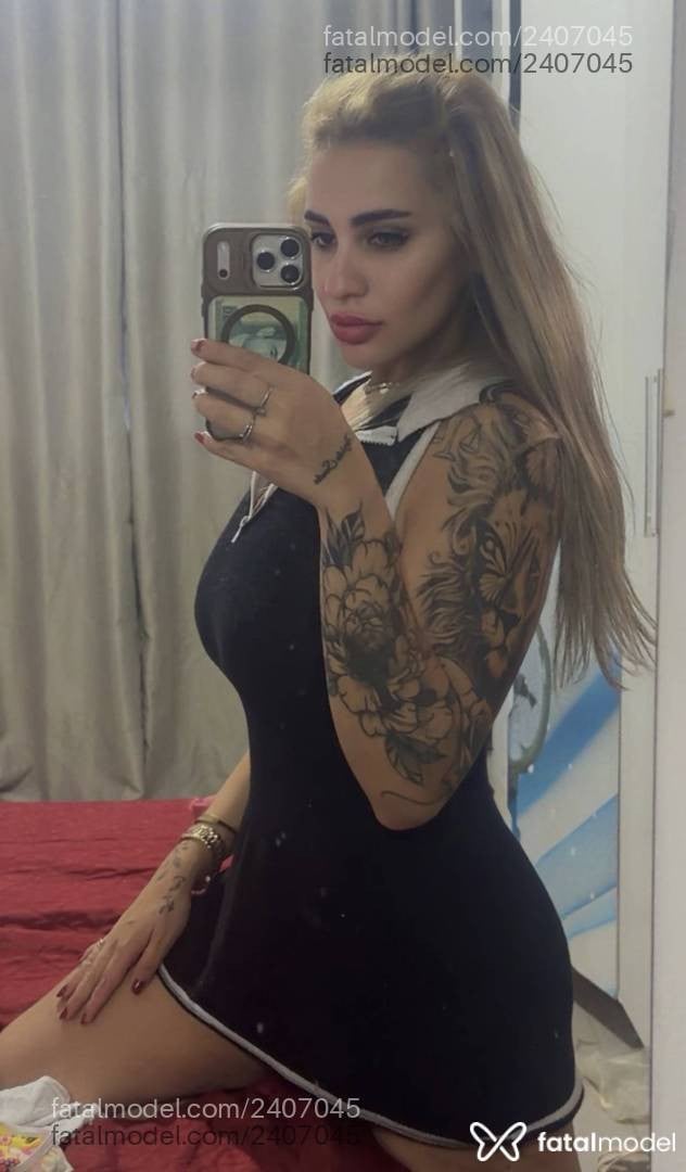Acompanhante mulher loira (o) de olhos mel - Camila Goiana