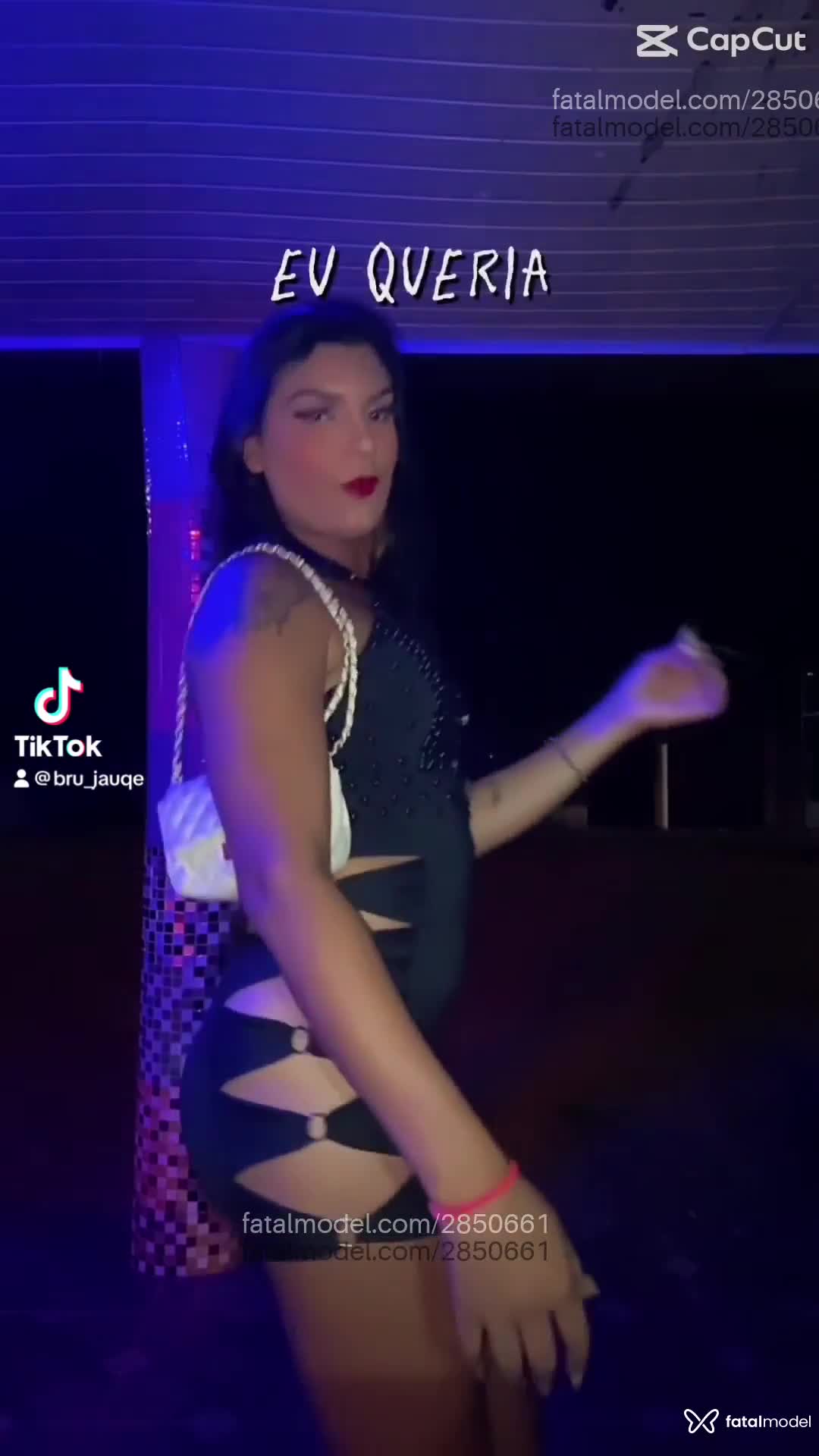 Acompanhante mulher trans com cabelo castanho de olhos castanhos em Espigão D'oeste Acompanhante mulher trans com cabelo castanho de olhos castanhos em Espigão D'oeste - Bruninha