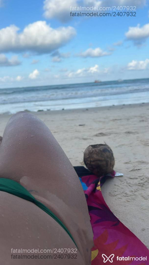 Acompanhante mulher morena (o) de olhos castanhos em Natal Acompanhante mulher morena (o) de olhos castanhos em Natal - Ayla Monroe