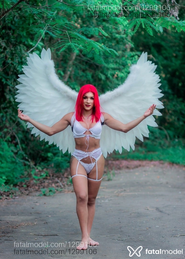 Acompanhante travesti ruiva (o) de olhos castanhos em Porto Velho - Angel Trindade
