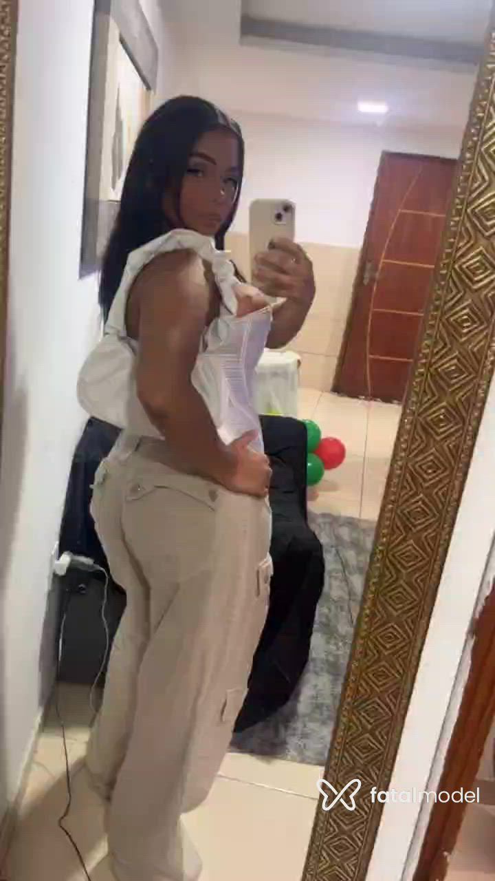 Acompanhante mulher com cabelo castanho de olhos mel - Angel Collins