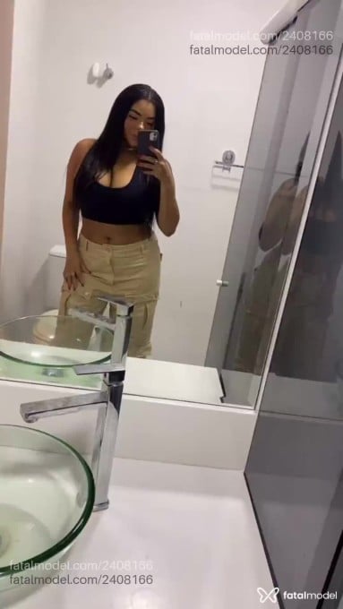 Acompanhante mulher com cabelo castanho de olhos mel em Pindamonhangaba - Angel Collins