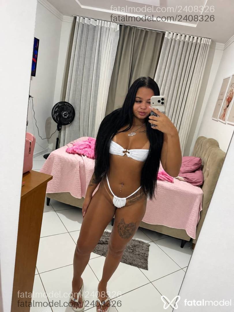 Acompanhante mulher morena (o) de olhos castanhos - Lara Prado