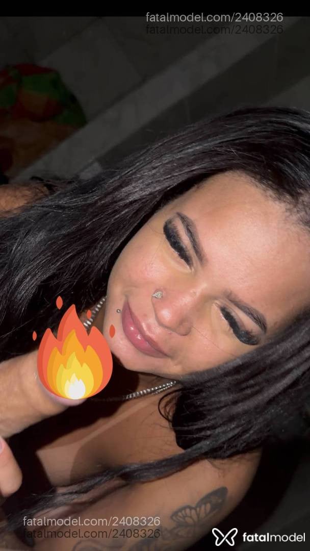 Acompanhante mulher morena (o) de olhos castanhos - Lara Prado