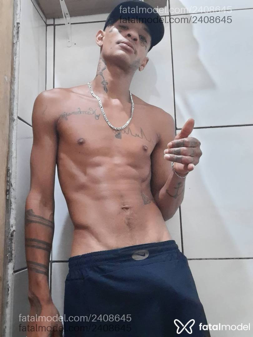 Acompanhante homem morena (o) de olhos pretos em Virtual - Rodrigodotado