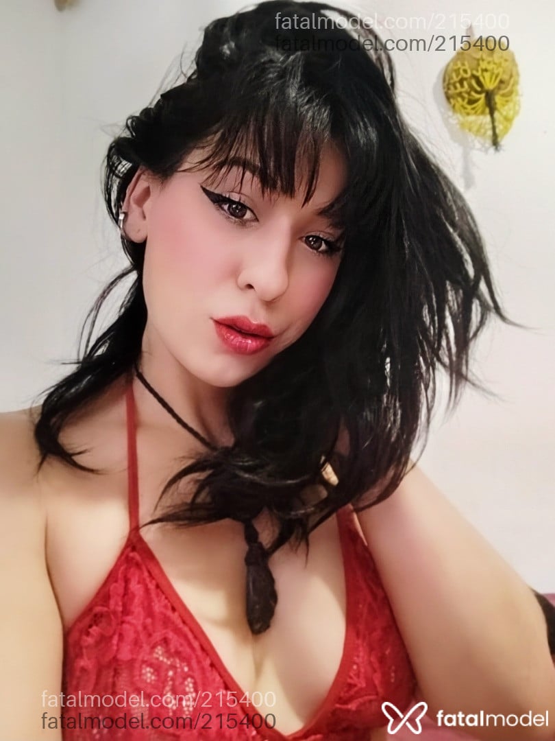 Acompanhante mulher com cabelo castanho de olhos mel em Bauru - Nicolly Zuichër