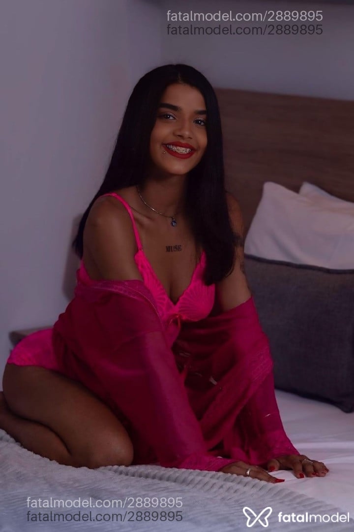 Acompanhante mulher morena (o) de olhos mel em São Paulo - Pérola